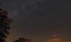 Gökyüzünde görsel şölen: Perseidler objektiflere yansıdı
