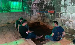 Bitlis'in Göbeğinde Yer Altından Çıkan Şifalı Su Vatandaşların İlgi Odağı Oldu