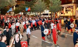 Malazgirt Zaferi’nin 955’inci yılı dolayısıyla Ahlat’ta görkemli yürüyüş