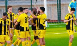 Bitlis Spor hazırlık maçında Siirt Spor’u 3-2 mağlup etti