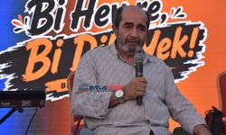 Bitlisliler Ömer Demirbağ Hocanın Söyleşisine Yoğun İlgi Gösterdi