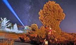 Perseid meteor yağmurunu izlemek için gökyüzüne kitlendiler