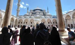 Bitlis’teki Kur’an Kursu Öğrencileri İstanbul’da Tarih ve Maneviyatın İzini Sürdü
