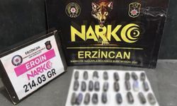 Mide ve bağırsaklarında narko madde taşıyan 4 kişi tutuklandı