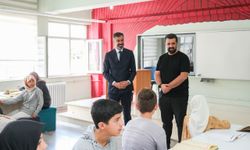 Tanğlay'dan yaz okulu öğrencilerine dondurmalı ziyaret