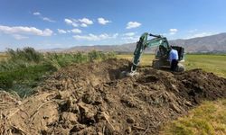 Yüksekova'da 20 köy için dere ıslah çalışması başlatıldı
