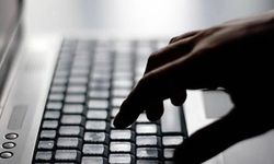 180 sosyal medya hesabı ve internet sitesine erişim engeli