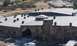 Bitlis'in iki tarihi yapısı turizme kazandırılıyor