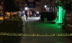 Bıçaklı kavgada 21 yaşındaki genç ağır yaralandı