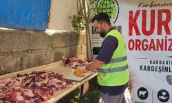 Umut Kervanı'ndan Van'da ihtiyaç sahiplerine kurban eti desteği