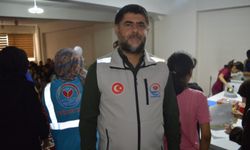Bitlis’e komşu ilde hayırseverlerden 120 yetim çocuğa eğitim desteği