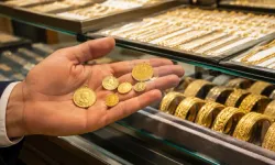 Altın hafta sonuna nasıl girdi? Gram ve çeyrek altında son rakamlar
