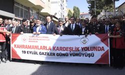 Bitlis'te 19 Eylül Gaziler Günü yürüyüşü gerçekleştirildi