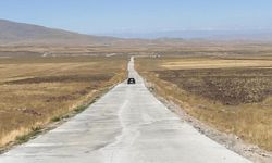 Kars’ta köy yollarında beton yol dönemi