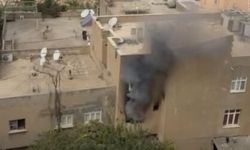 Mardin'de yangın: Mahsur kalan 2 kişi itfaiye ekiplerince kurtarıldı