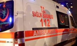 Mersin'de otomobil karşı şeride geçti: Bir ölü, 7 yaralı