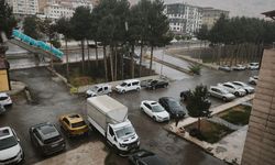Meteoroloji uyarmıştı: Bitlis’te sağanak etkili oldu