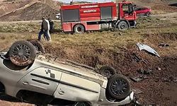 Takla atan otomobilde aynı aileden 5 kişi yaralandı