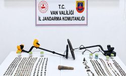 Van'da Tarihi Eser Operasyonu: Roma Dönemine Ait 529 Sikke Ele Geçirildi!