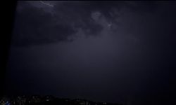 Bitlis'te güneşli hava yerini sağanağa bırakacak
