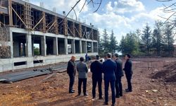 Ahlat’ta okul ziyaretleri ve inşaat incelemesi