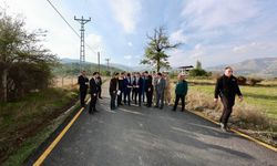 Bitlis'te kış mevsimi öncesi köy yollarında çalışmalar sürüyor