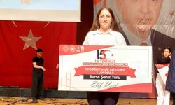 Bitlis’in Genç Kalemi Elif Üzel Türkiye Üçüncüsü Oldu