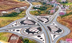 Ulaştırma Bakanı Uraloğlu'ndan Bitlis'te göz kamaştıran kavşak paylaşımı