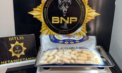 Tatvan’da bir yolcunun mide ve bağırsaklarında 608 gram uyuşturucu ele geçirildi
