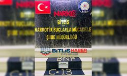 Pes dedirtti! Yolcunun mide ve bağırsağında 101 parça uyuşturucu çıktı