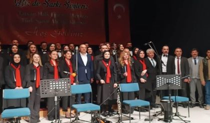 Tatvan'da Türk Sanat Müziği Korosu Konseri Yoğun İlgi Gördü