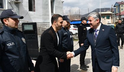 Bitlis'te Protokolden Emniyet Mensuplarına Bayram Ziyareti