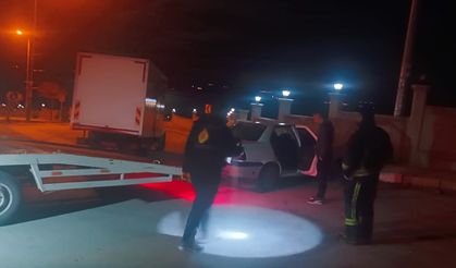 Van'da Otomobil İstinat Duvarına Çarptı: Sürücü Yaralandı