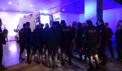 Halı Sahada Kalp Krizi Geçiren 3 Çocuk Babası Komiser Hayatını Kaybetti