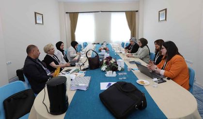 Bitlis Eren Üniversitesi'nde Sağlıklı Yaşam Çalıştayı: Obezite, Egzersiz ve Rehabilitasyon Masaya Yatırıldı