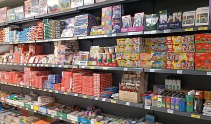 Okul Sezonu Açıldı, Kırtasiyeciler Zincir Marketlerden Dertli