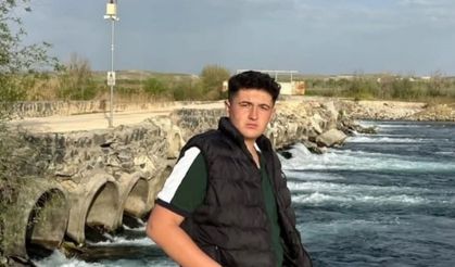 Traktörün Altında Kalan 17 Yaşındaki Genç Hayatını Kaybetti