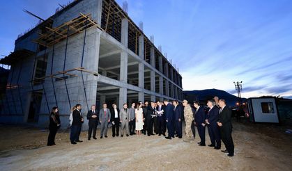 Bitlis Valisi Karakaya, Mutki Devlet Hastanesi İnşaatını İnceledi
