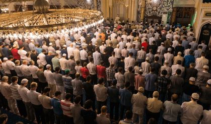 Ramazan’ın Manevi İbadeti: Teravih Namazı Nasıl Kılınır?