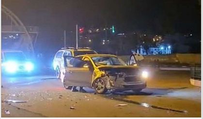 Siirt’te İki Araç Çarpıştı: 2 Yaralı