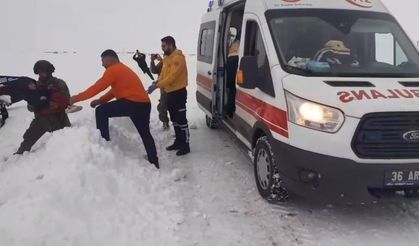 Karla Mücadelede Hasta Çocuklar Mehmetçik’e Emanet