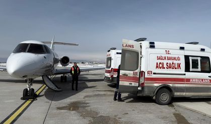 Van'da Hasta 2 Bebek Ambulans Uçakla İstanbul’a Sevk Edildi