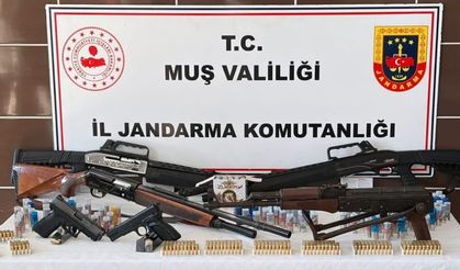 Malazgirt’te ruhsatsız silah operasyonu: 6 gözaltı
