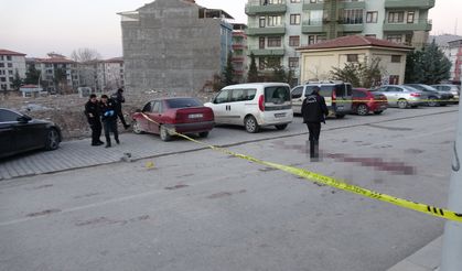 İki grup arasında bıçaklı kavga: 2 yaralı