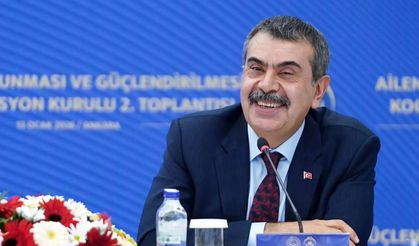 Bakan Tekin: Bildiri yayımlayan 168 kişi için dava açtık
