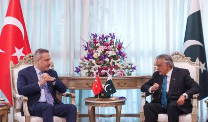 Dışişleri Bakanı Fidan, Pakistanlı mevkidaşı Dar ile görüştü