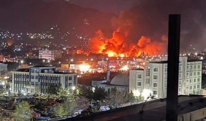 Afkanistan'da hastaneye saldırı: 400 sivil hayatını kaybetti