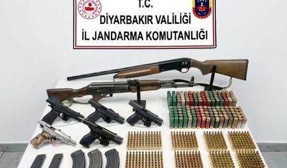 Diyarbakır’da silah kaçakçılarına operasyon