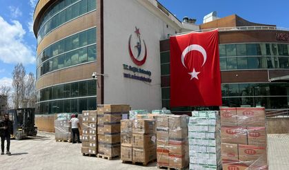 Van’dan İran’a Gönderilen Sağlık Yardım Tırı Sayısı 9’a Ulaştı