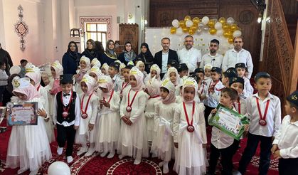 Miniklerin Kur'an'a geçiş sevinci